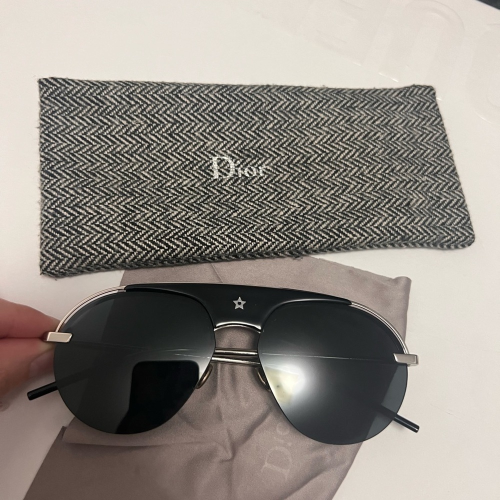 AUTHENTIC DIOR SUNGLASSES! LIKE NEW
